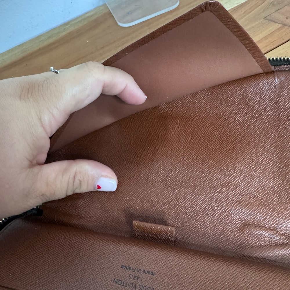 Louis Vuitton Zippy Brown Monogram Wallet - Picture 15 of 16